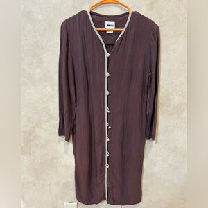 Leslie Fay vintage 1980s Button-Front Long dress in Deep Plum with Cream Trim 14